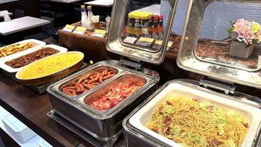 朝食ビュッフェ / 15