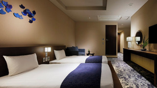 スーペリア トリプルルーム シングルベッド 3 台 禁煙 冷蔵庫