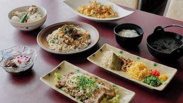 食事・飲み物 / 1