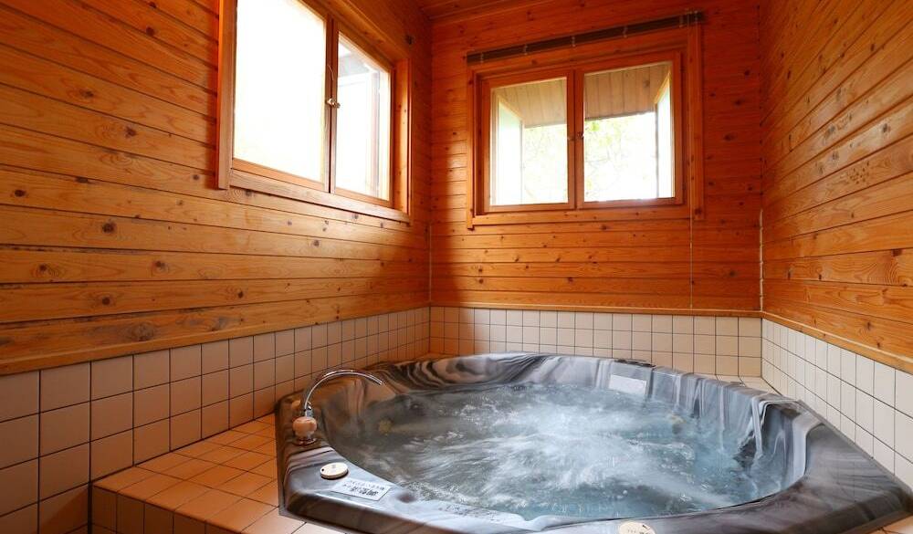 ロッジのバスルーム例 / 4