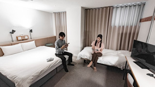 スタジオツインルーム 禁煙 (ダブルベッド1台およびシングルソファベッド1台）