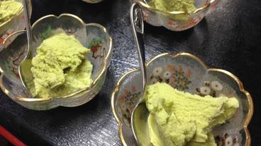 食事・飲み物 / 4