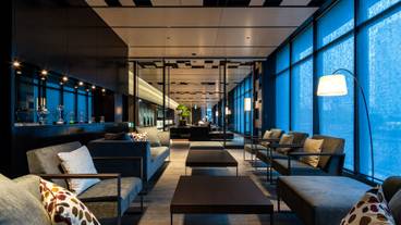 ロビーのソファ席 / 1