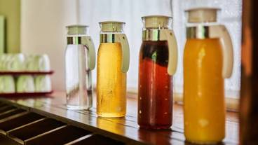 食事・飲み物 / 3