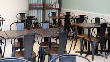 ロビーラウンジ / 13