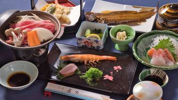 食事・飲み物 / 3