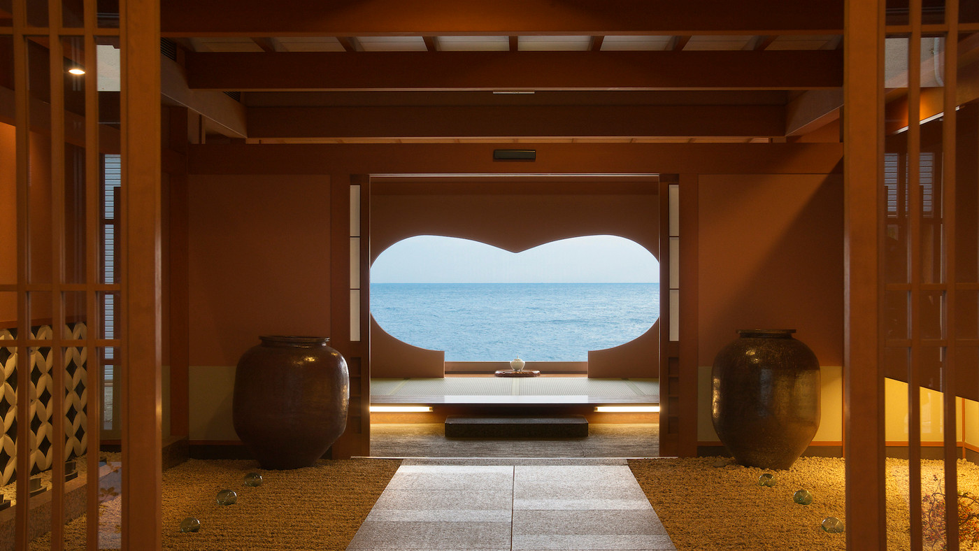 ハートの窓がお出迎え♪豪快な「漁師焼き」に舌鼓4022940