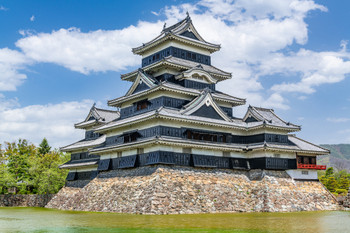 Matsumoto City, Nagano National Treasure Matsumoto Castle