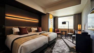 コーナーツイン / 3