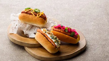 朝食 ホットドッグ / 8