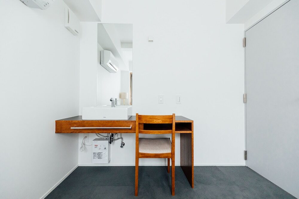 客室内のダイニングエリア