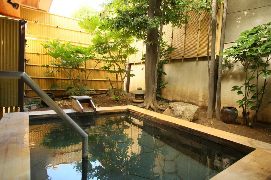 3. 色浴衣で華やかに♪カジュアルに楽しめる「和泉荘」3642295