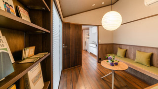 デラックス ルーム ベッド (複数台) エンスイート コートヤードビュー