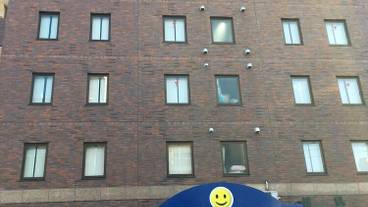 施設の入り口 / 16