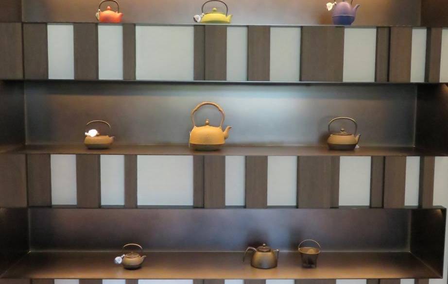 岩手の伝統工芸品「南部鉄器」 / 3