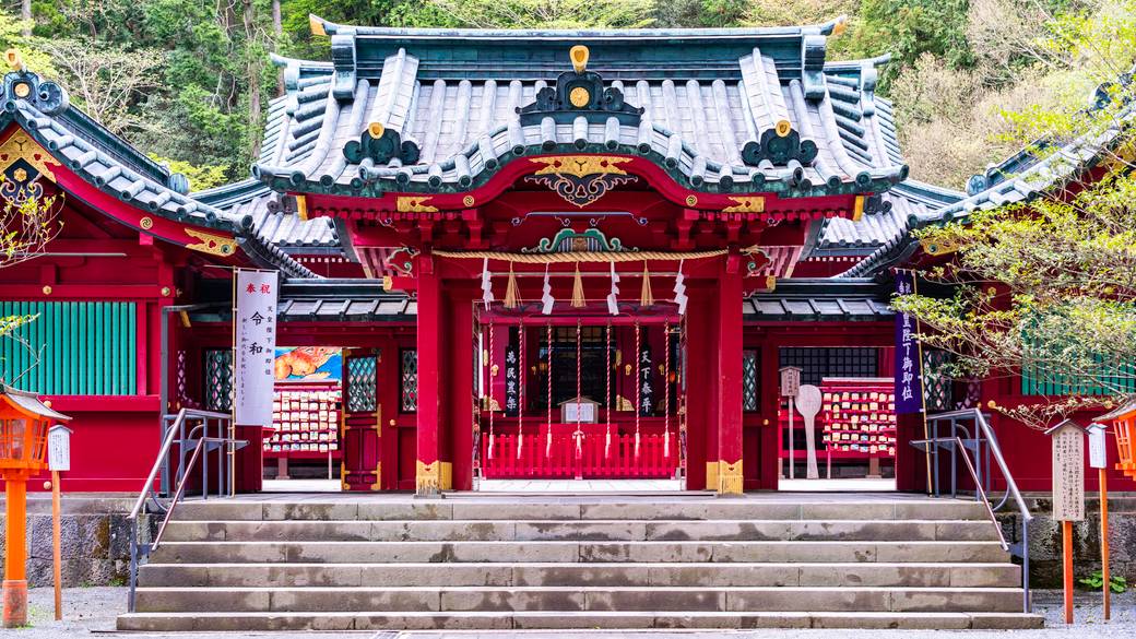 荘厳な「箱根神社」や
「大涌谷」で観光を満喫 / 2