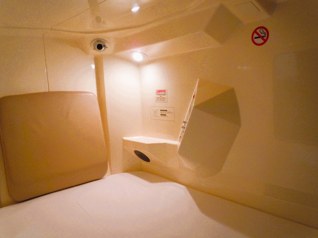 カプセルベッド内はゆったり！