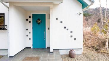 施設の入り口 / 4