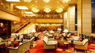 ロビーラウンジ / 3