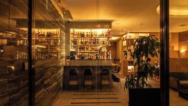 バー (施設内) / 1