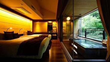 特別フロア六花 露天風呂付き竹林側和洋室 歩(1) / 8