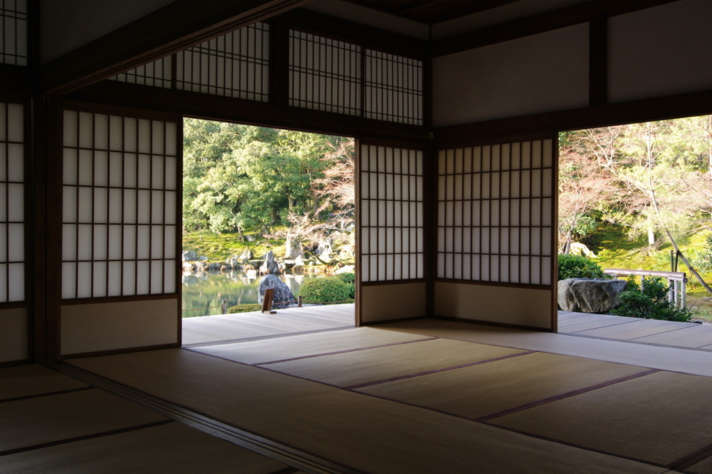 嵯峨野嵐山の中でも人気スポット「天龍寺」901648