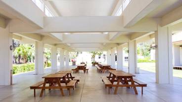 施設内の設備 / 13