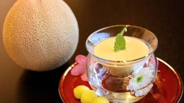 食事・飲み物 / 3