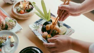 食事・飲み物 / 3