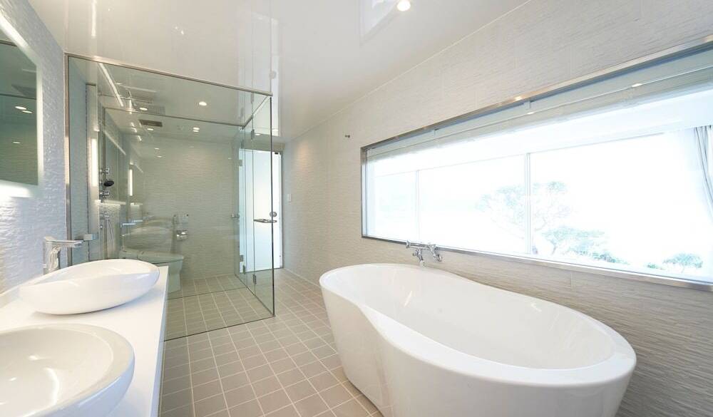 デラックスルームのバスルーム / 5