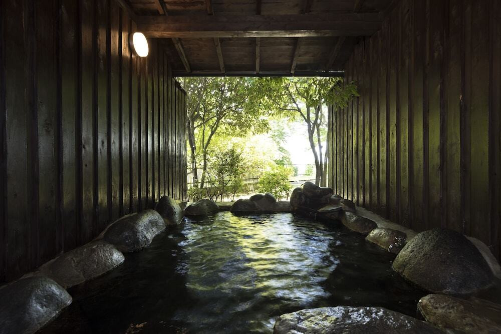 10. 温泉よし！眺めよし！「美湯の宿 両築別邸」3847295