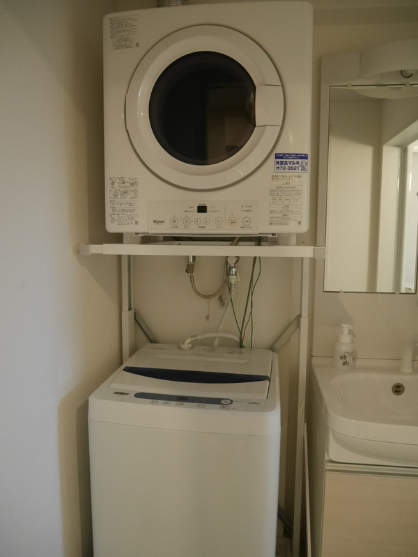 室内に洗濯・乾燥機があるのが便利