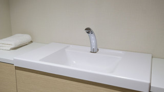 スタンダード ダブルルーム クイーンベッド 1 台 禁煙 専用バスルーム