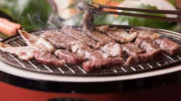 食事・飲み物 / 4