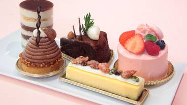 人気の舞浜プリンやケーキも販売 / 3