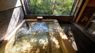 Room with Private External Bathroom ,Non Smoking