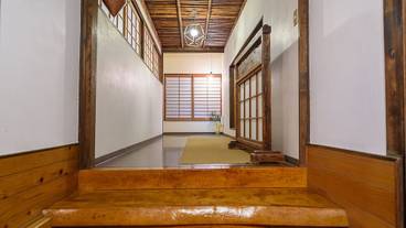 内部エントランス / 3