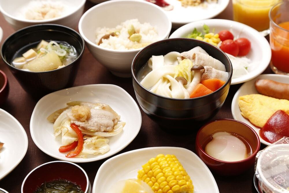 朝食