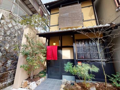 京都東山 清水龍馬坂荘 / 2