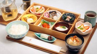 朝食 / 12