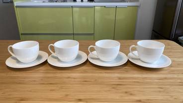 客室内のダイニングエリア / 11