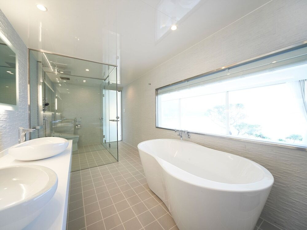 デラックスルームのバスルーム