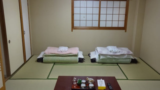 和室12畳 共用バスルーム