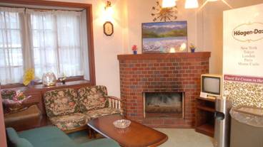 ロビーラウンジ / 3