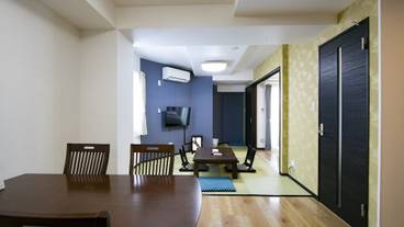 客室内のダイニングエリア / 33