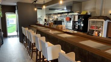 島のビストロ LoFoLo① / 4