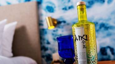 食事・飲み物 / 1