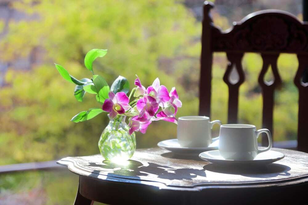 ロビーラウンジ