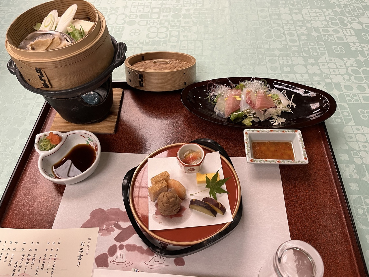 9. 山々に囲まれた大浴場「信貴山観光ホテル」3403268