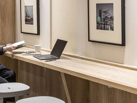 the b 神戸（ザビー こうべ） / 3